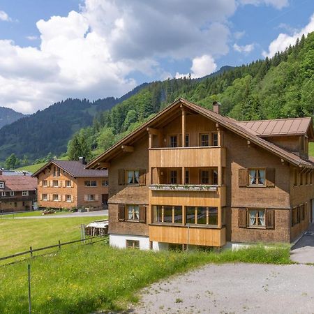 Haus Maria-Theresia Schoppernau Luaran gambar
