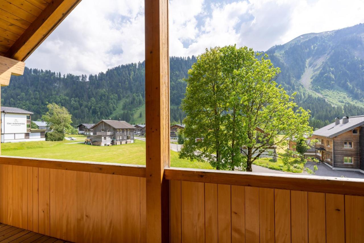 Haus Maria-Theresia Schoppernau Luaran gambar