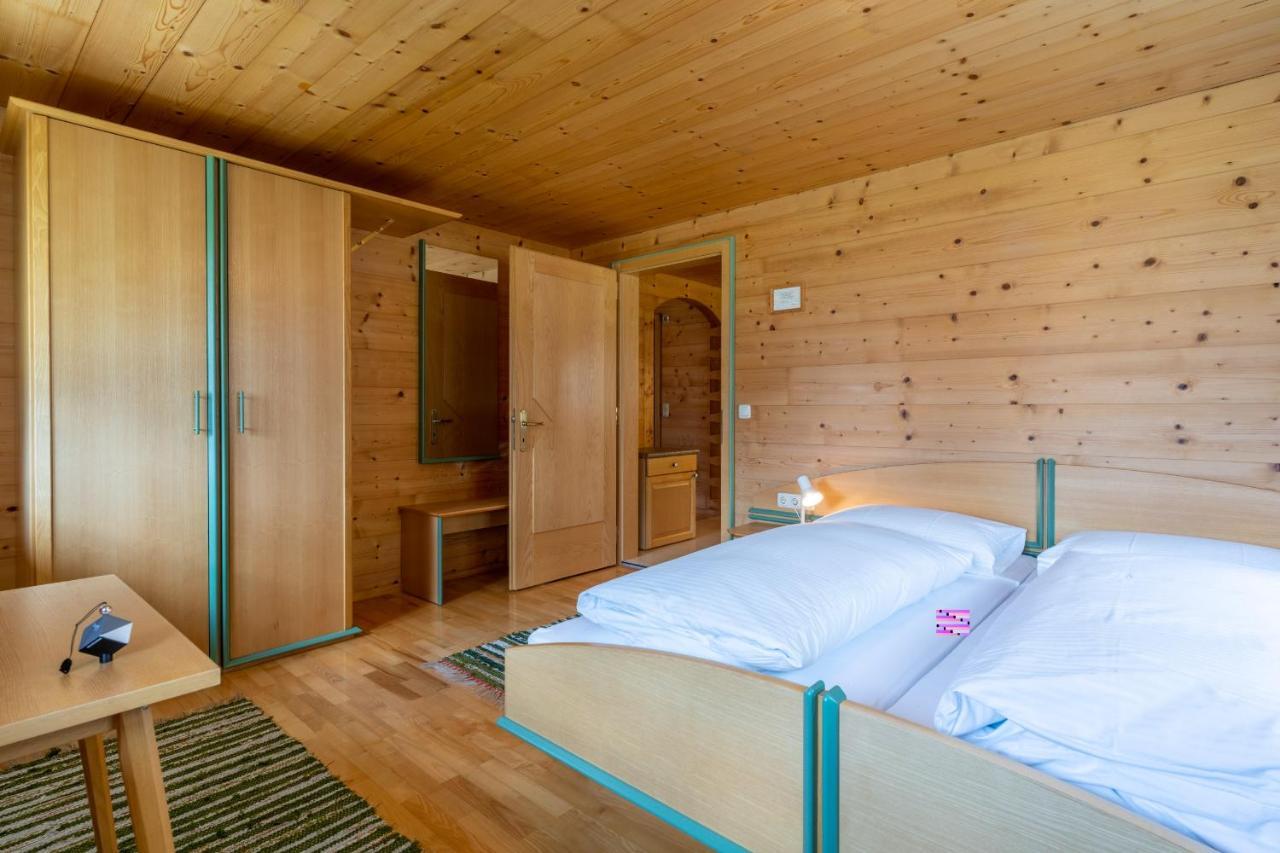 Haus Maria-Theresia Schoppernau Luaran gambar